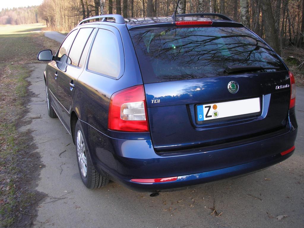 1,6 TDI CR DPF / Stormblau metallig