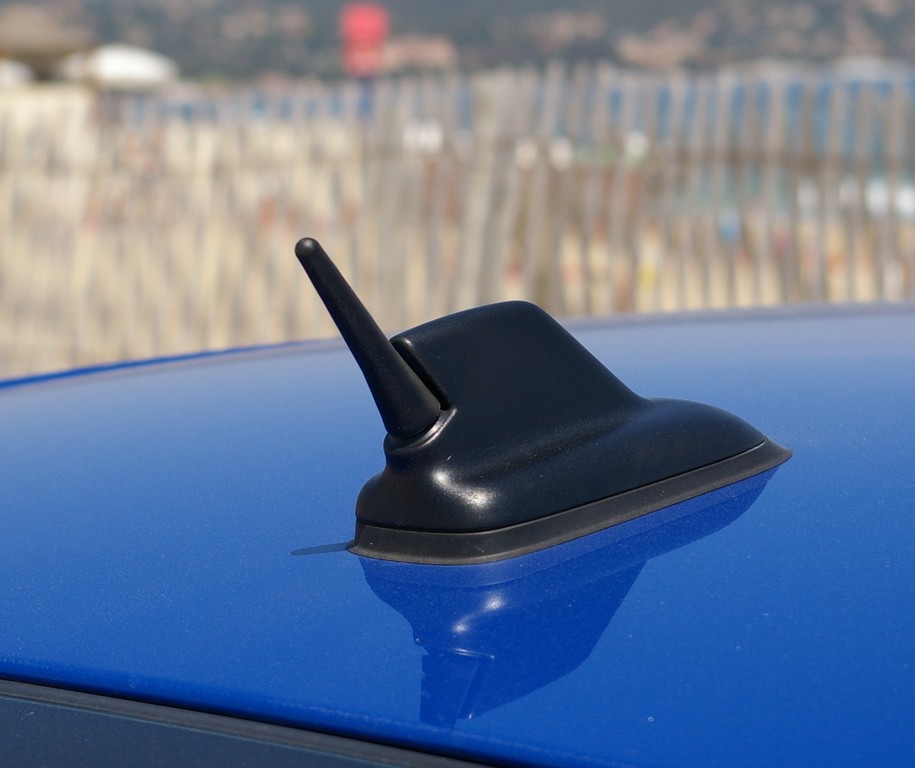 Peugeot-Antenne.jpg