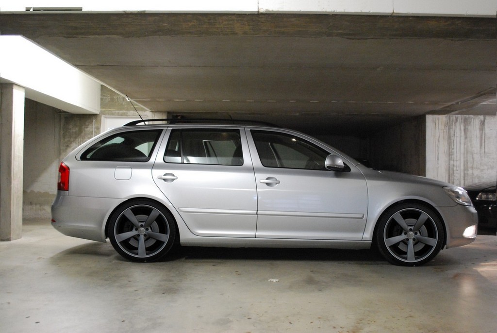 LS21 grau